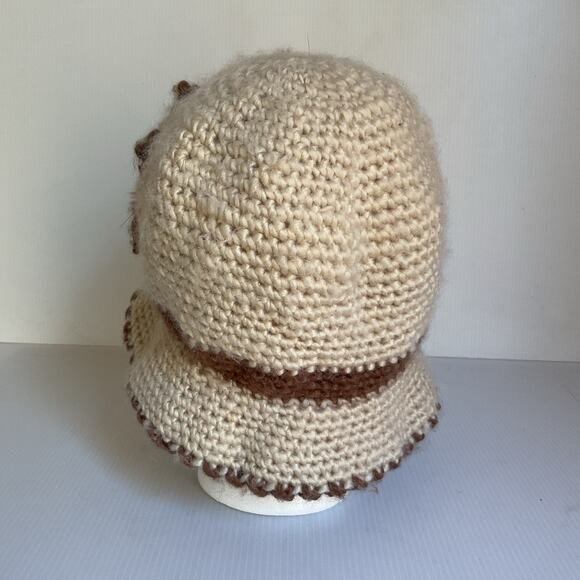 Vintage Bucket Hat Sherpa Crochet Cloche Cream Brown with Faux Fur Flower Accent - Picture 6 of 12